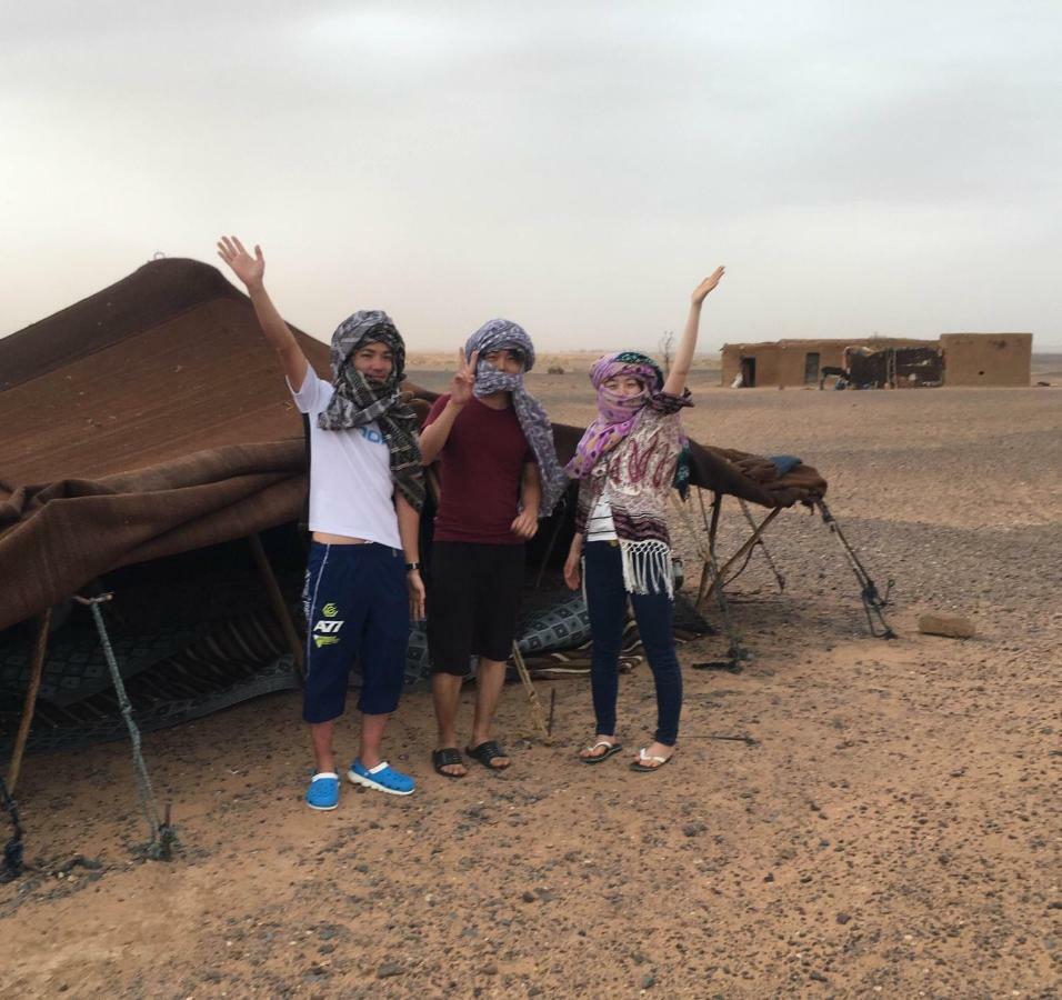 Riad Hotel Les Flamants Merzouga Esterno foto