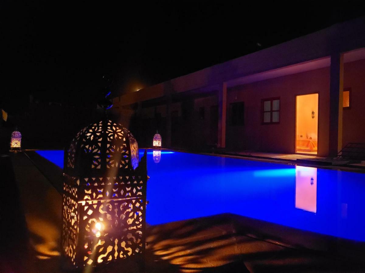 Riad Hotel Les Flamants Merzouga Esterno foto