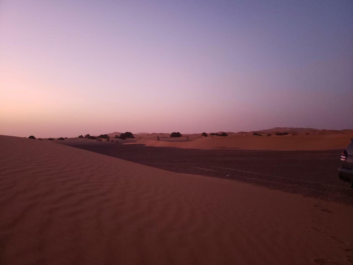 Riad Hotel Les Flamants Merzouga Esterno foto